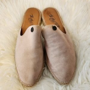 Odd Molly Slippin Espadrillo Slipper in  Suade Size 9 US 40 EUR